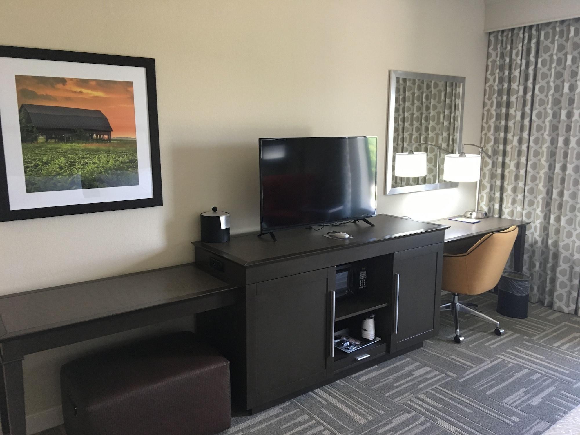 Hampton Inn Mcpherson Kültér fotó