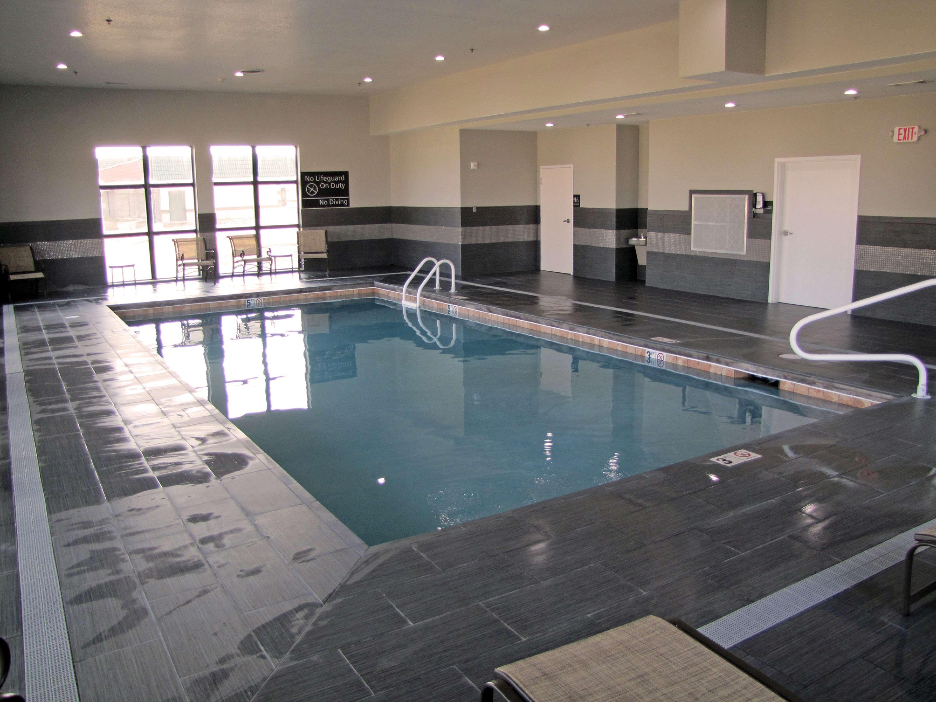 Hampton Inn Mcpherson Kültér fotó