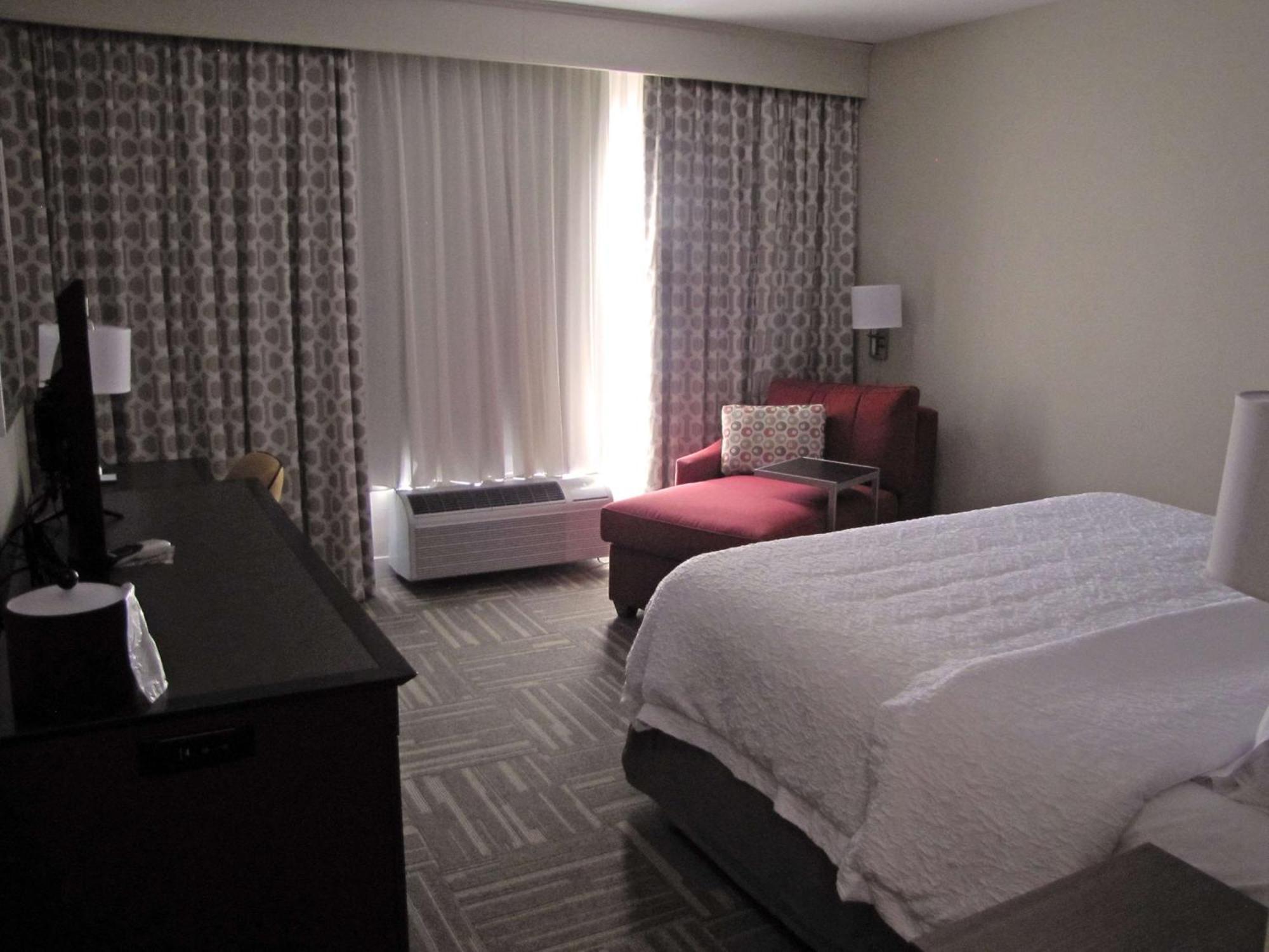 Hampton Inn Mcpherson Kültér fotó