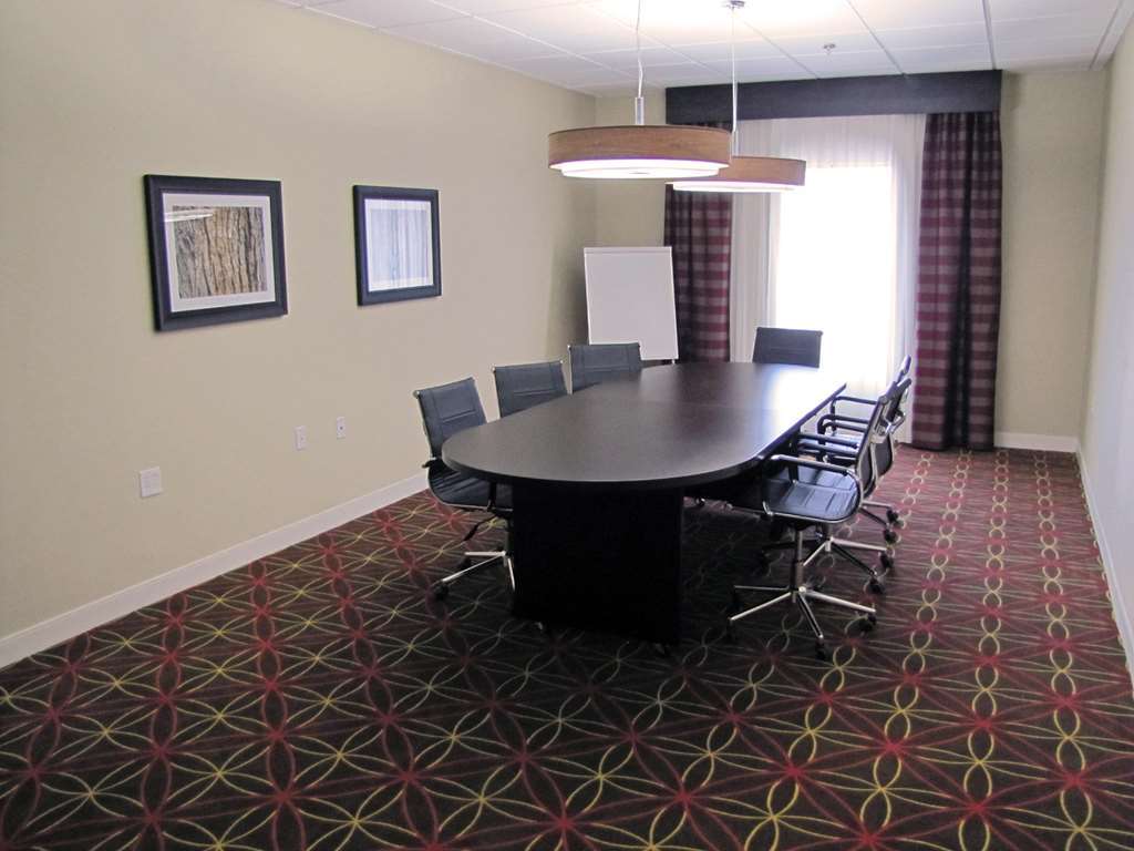 Hampton Inn Mcpherson Létesítmények fotó